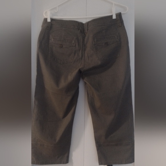 Point Zero Capris size 8 - Picture 6 of 8